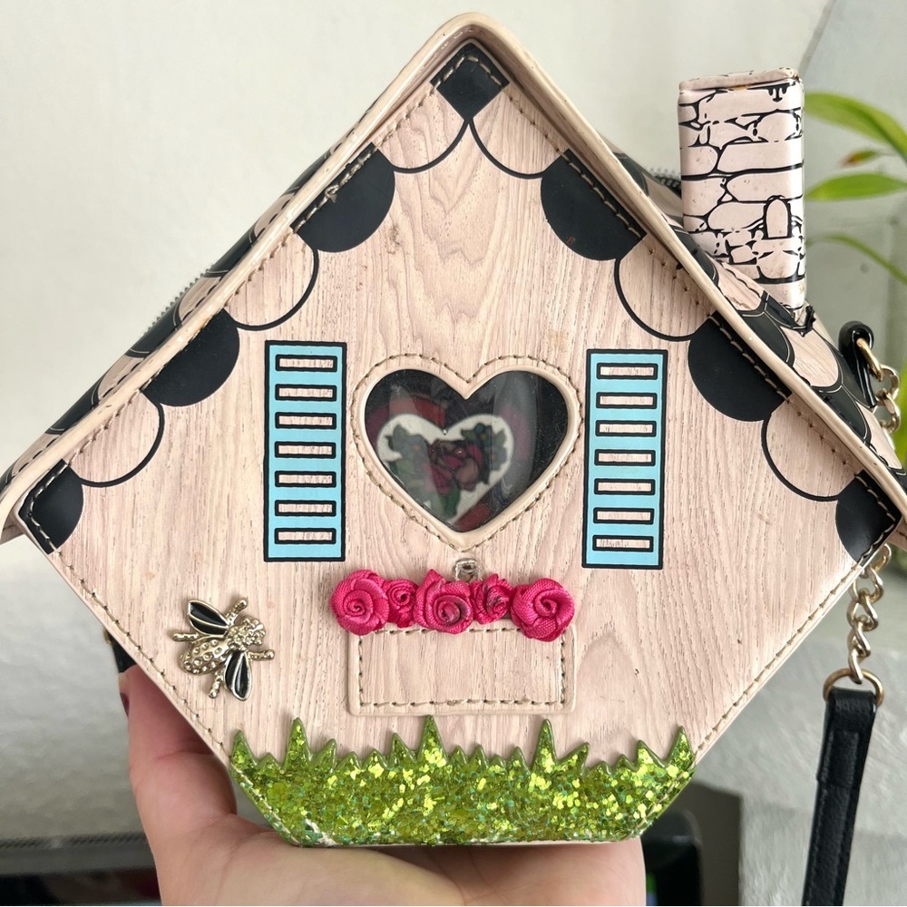 Betsey Johnson / Home Tweet Home Birdhouse Crossbody - Picture 6 of 13